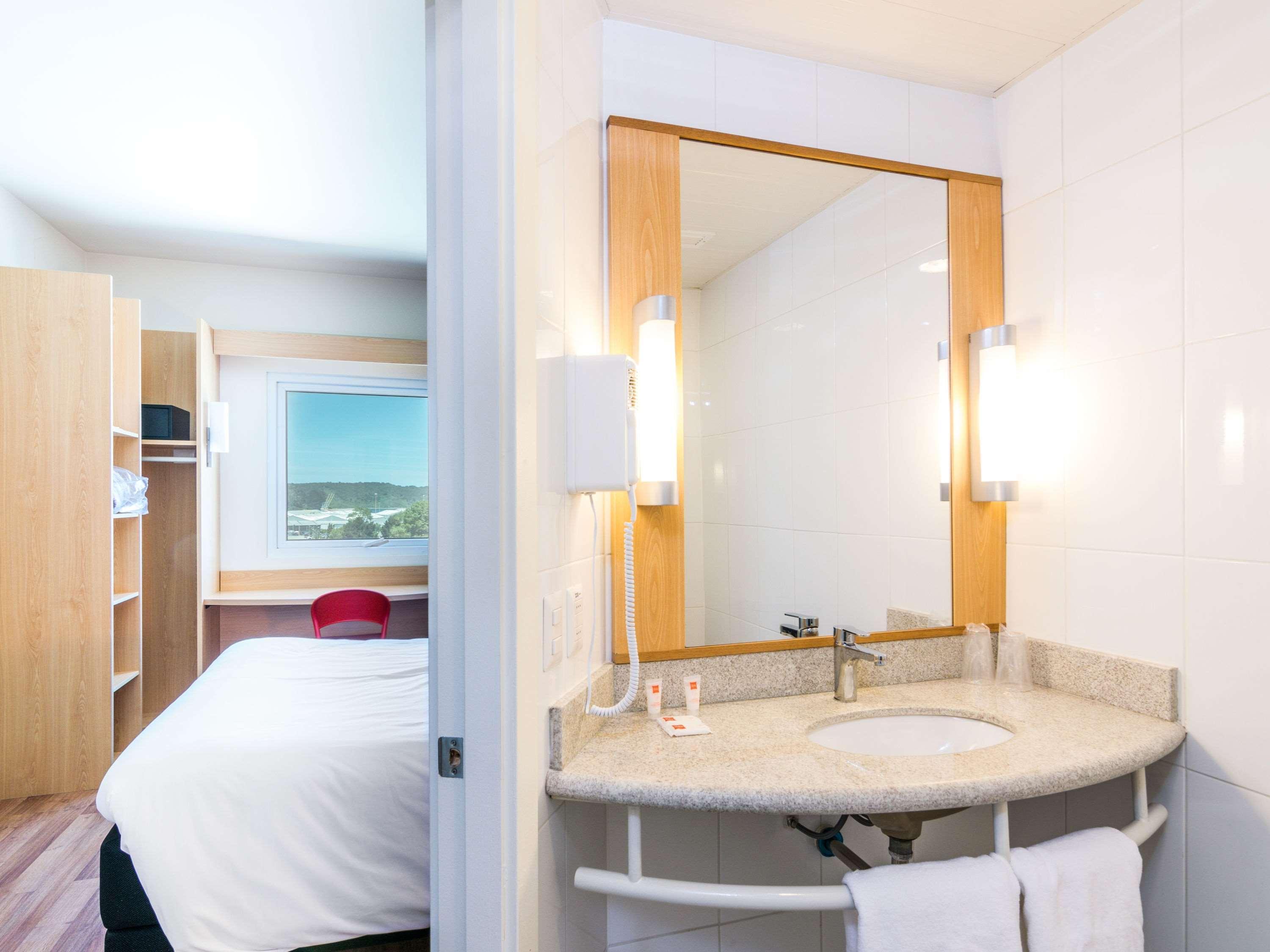 Ibis Hotel